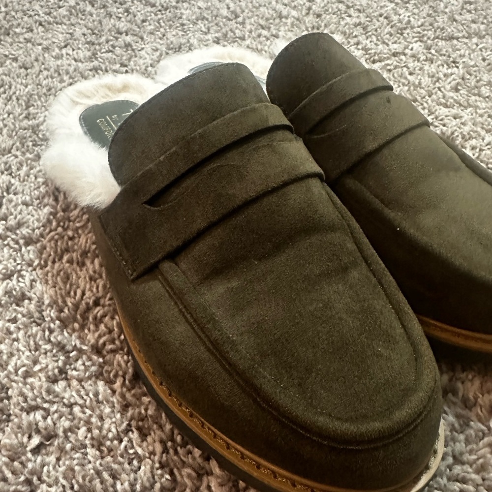 Taryn Rose Olive Green Suede Fur-Lined Loafers - Picture 4 of 4